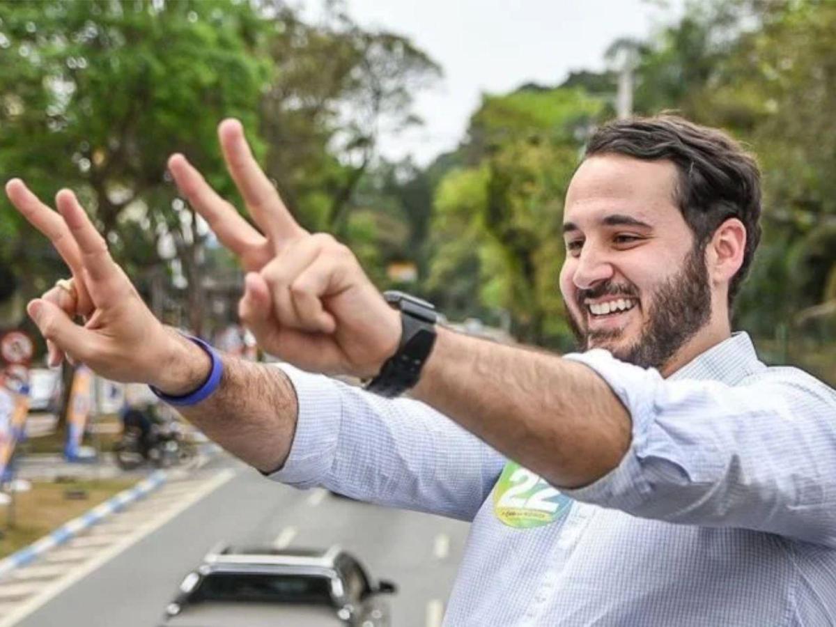 Lucas Sanches (PL) Prefeito eleito com 361.971 votos pelo povo Guarulhense