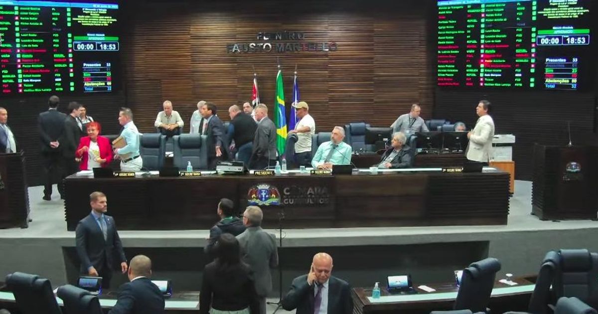 Câmara Municipal aprova reajuste salarial de 2% para servidores; projeto segue para sanção do prefeito