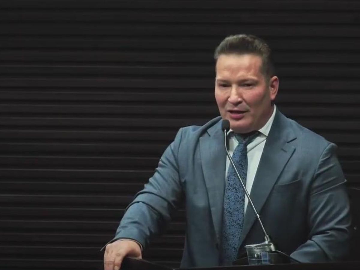 Vereador Leandro Dourado (PMB), durante discurso em sessão plenária nesta terça-feira (6)