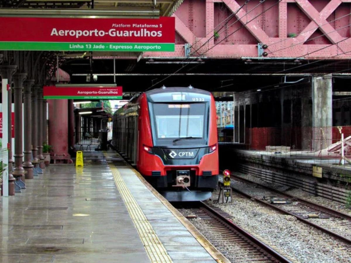 Estação Aeroporto-Guarulhos vira galeria que provoca reflexão sobre a dor e o cuidado