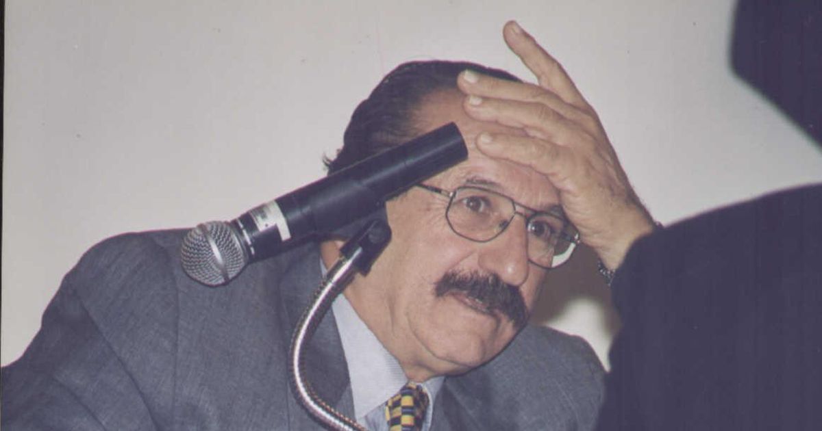 Vereador Fausto Miguel Martello homenageia o pai e ex-presidente da Câmara com nomeação de estádio no São João