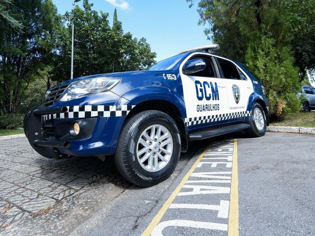 GCM realiza trabalho ostensivo nos bairros Jardim Vila Galvão e Vila Galvão