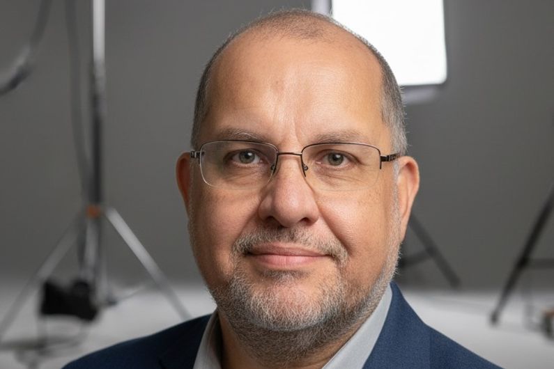 Conheça a história e a carreira de Marcelo Guanaes