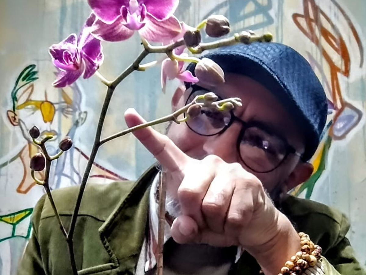 Mad Rodrigues, da música a poesia