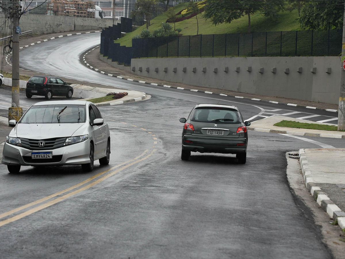 Motorista que trafega pela avenida Carlos Ferreira Endres vai contar com uma nova opção de acesso à Via Dutra, em razão da intervenção