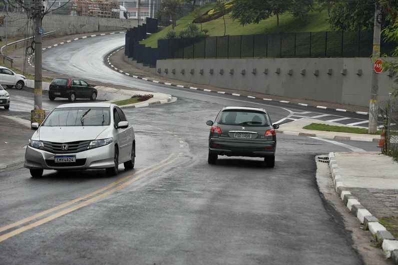 Na região do Itapegica, Prefeitura entrega novo acesso à rodovia Presidente Dutra