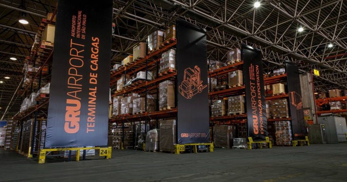 Funcionário do terminal de cargas do aeroporto é preso por suspeita de furtos no total de R$ 3 milhões