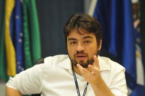 Ex-prefeito elogia iniciativa de deputado federal e acredita em triunfo da direita na eleição presidencial