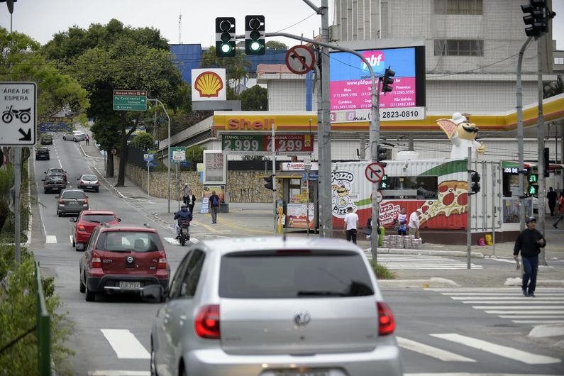 No 1º mês do ano, Guarulhos (SP) é a 3ª cidade com maior número de veículos licenciados