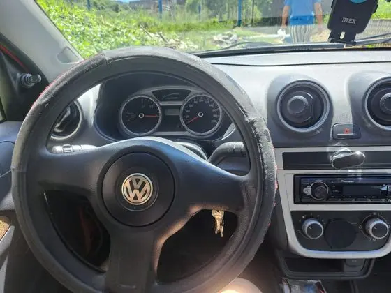 VW - VolksWagen Gol City 1.0 Mi 8V 4p - Foto 8