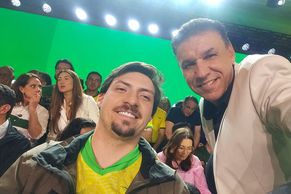 Jornalista guarulhense cobra Milei por agilidade no processo de exílio às vítimas do 08 de janeiro de 2023