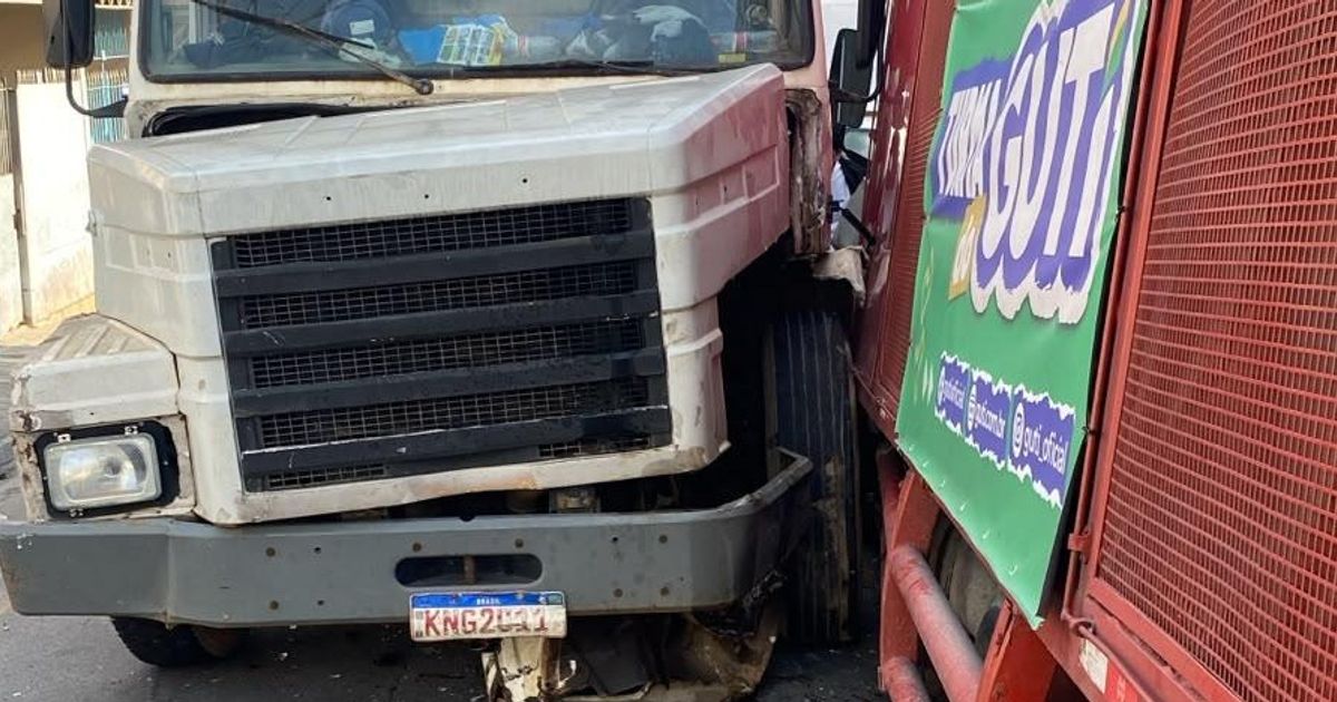 Trio elétrico de campanha de Guti é atingido por caminhão em Guarulhos